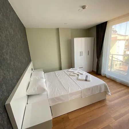 Hotel London