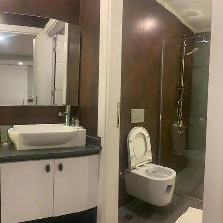 London Hotel